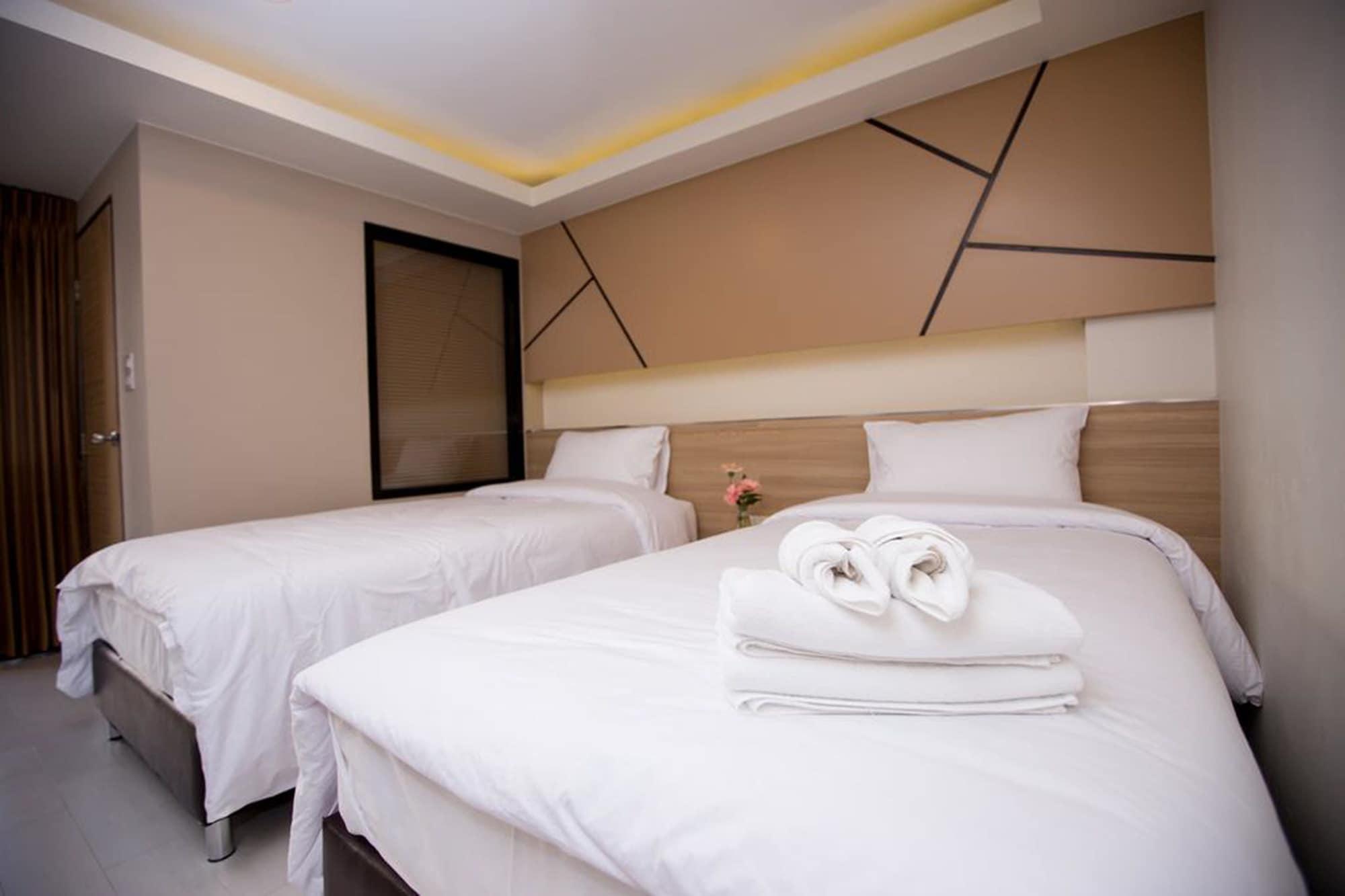 Hotel Tuck Me In Chiang Mai Exterior foto