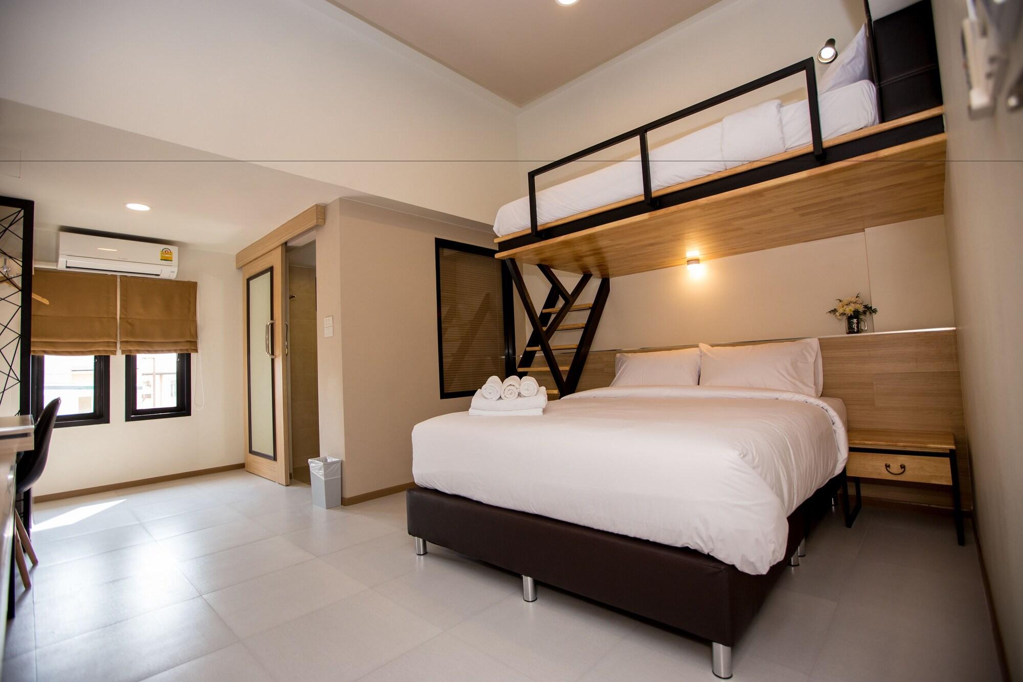 Hotel Tuck Me In Chiang Mai Exterior foto